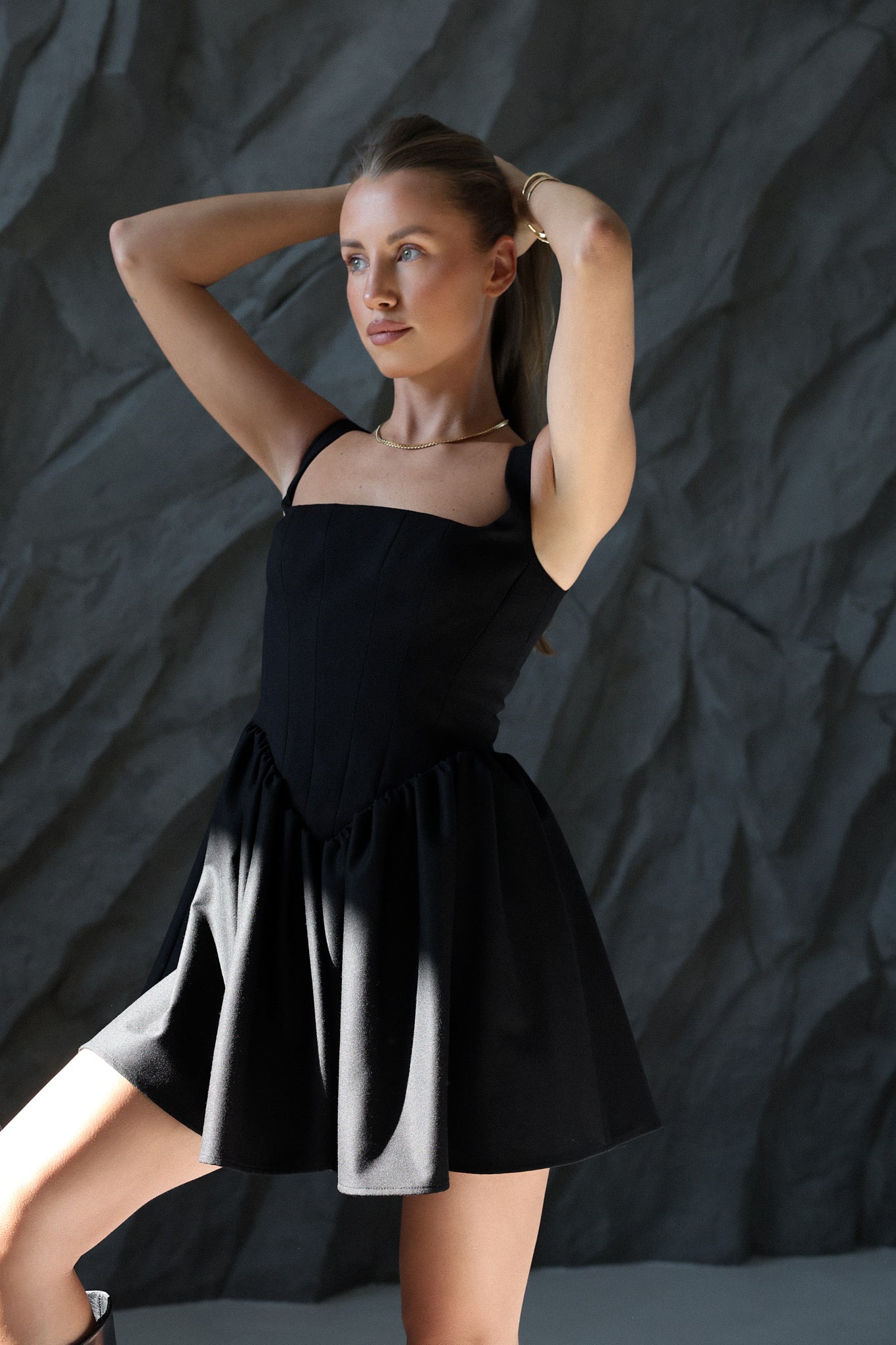 Aurora dress in black