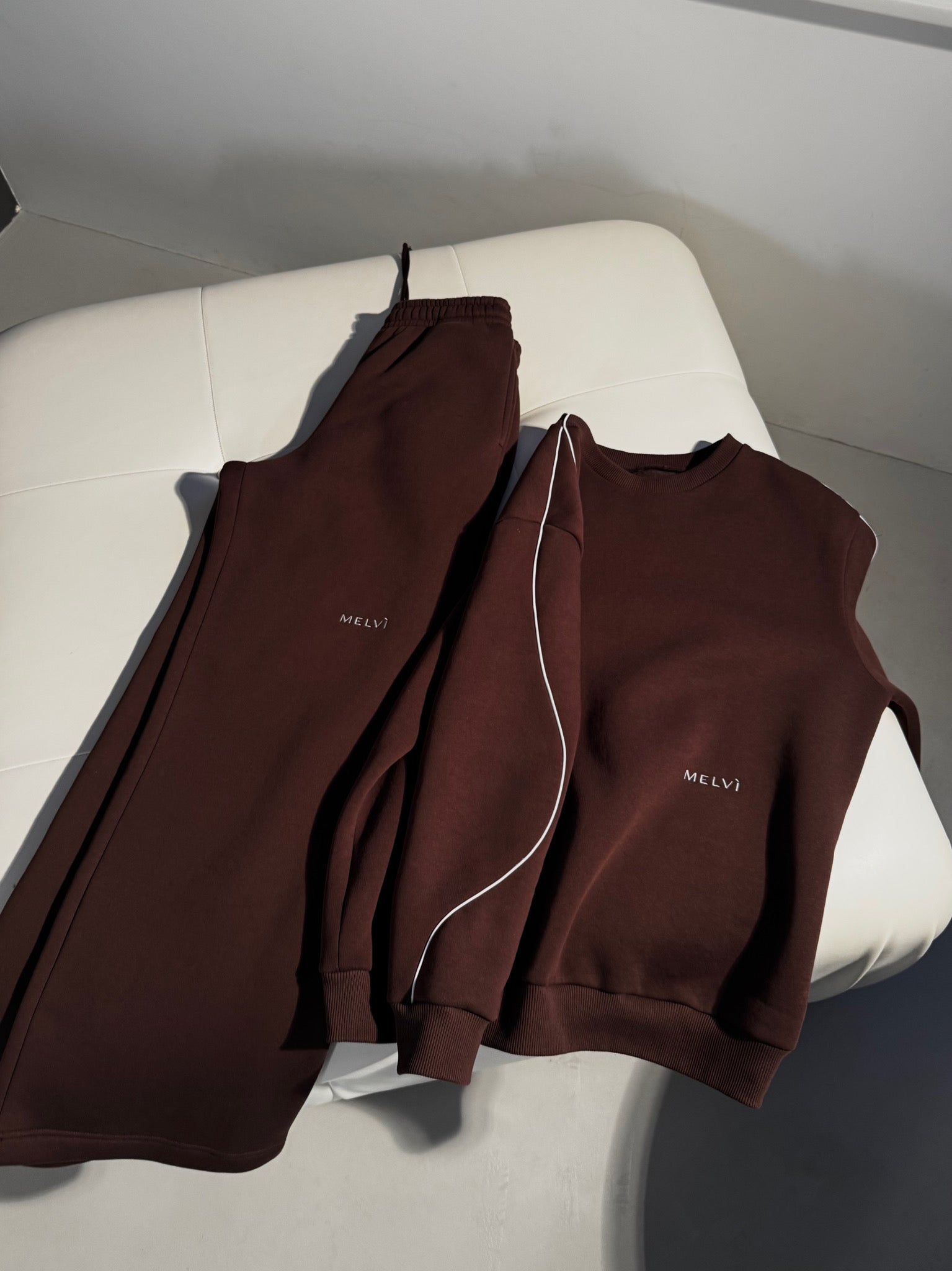 Balance wave pullover in dark roast