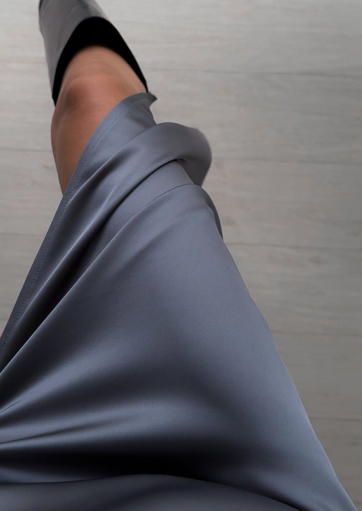 Metallic satin dress rent - XS