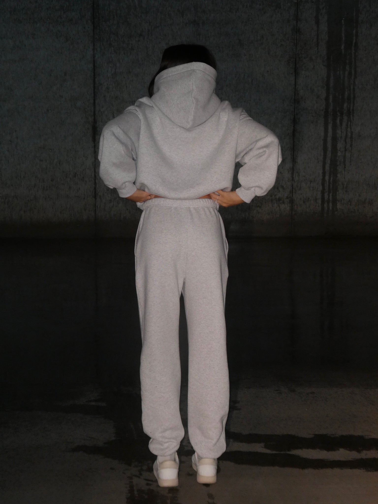 Balance kelnės debesų pilkos