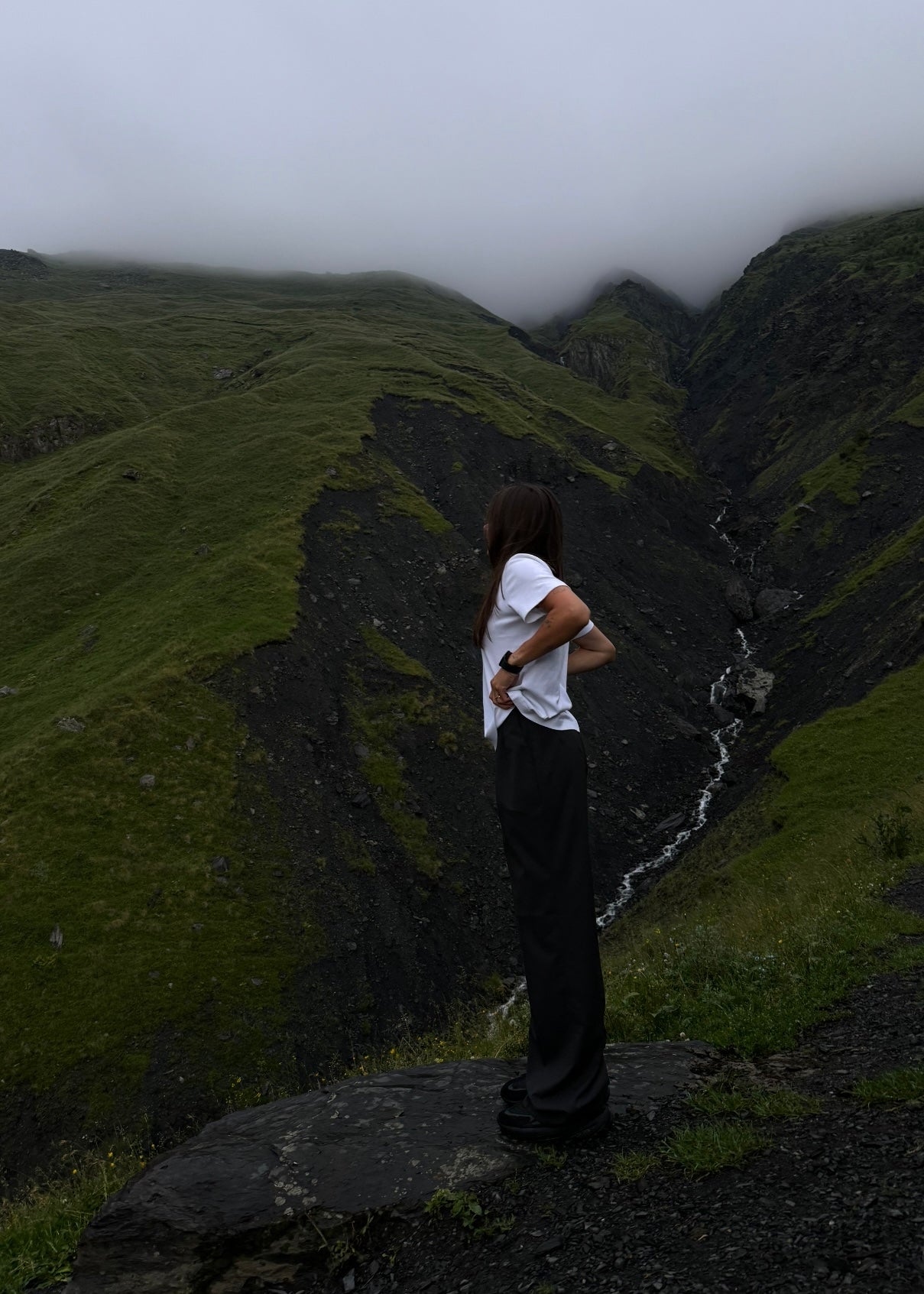 grey, full size trousers, classic fit, relaxed comfort