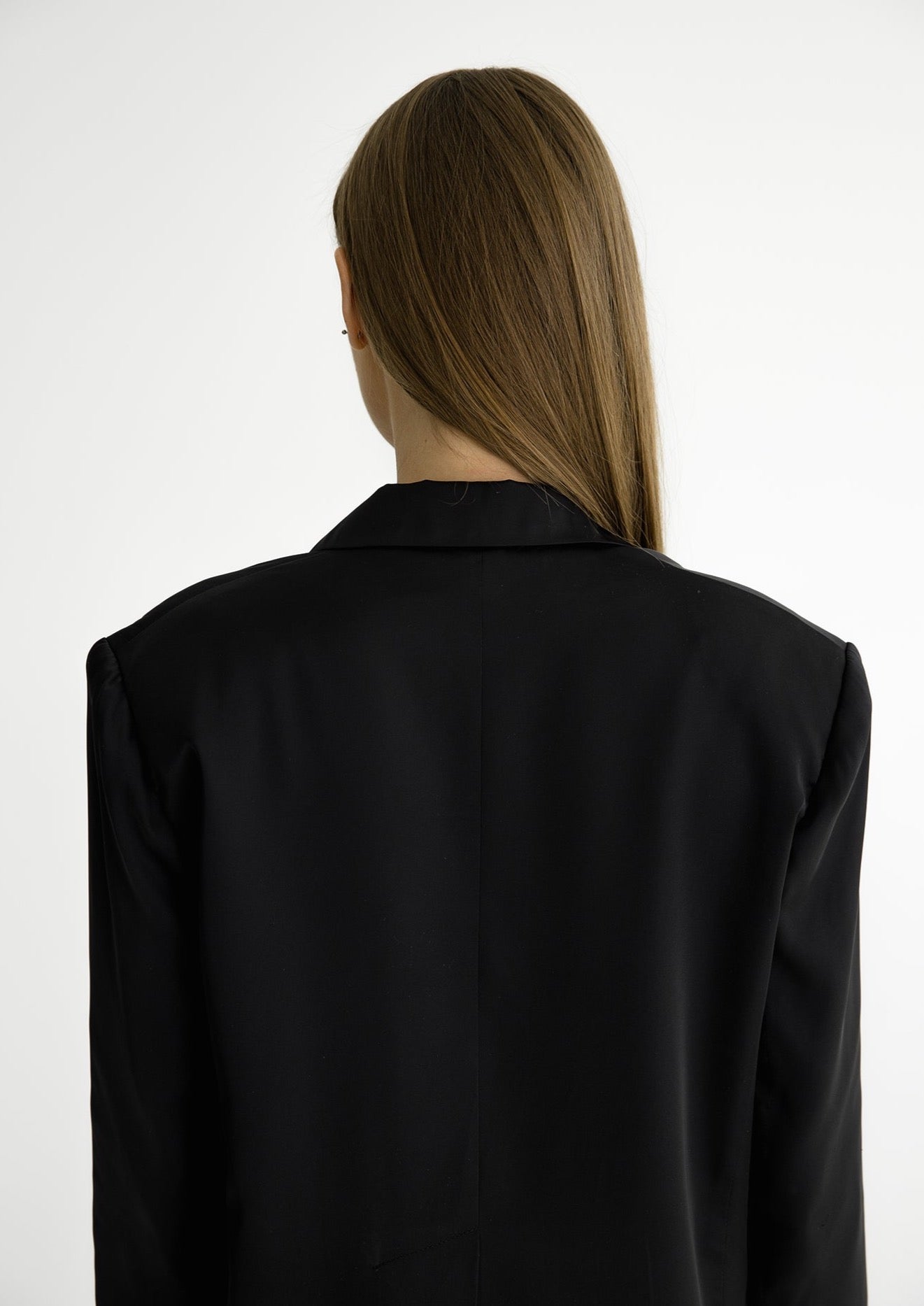 Satin blazer in black