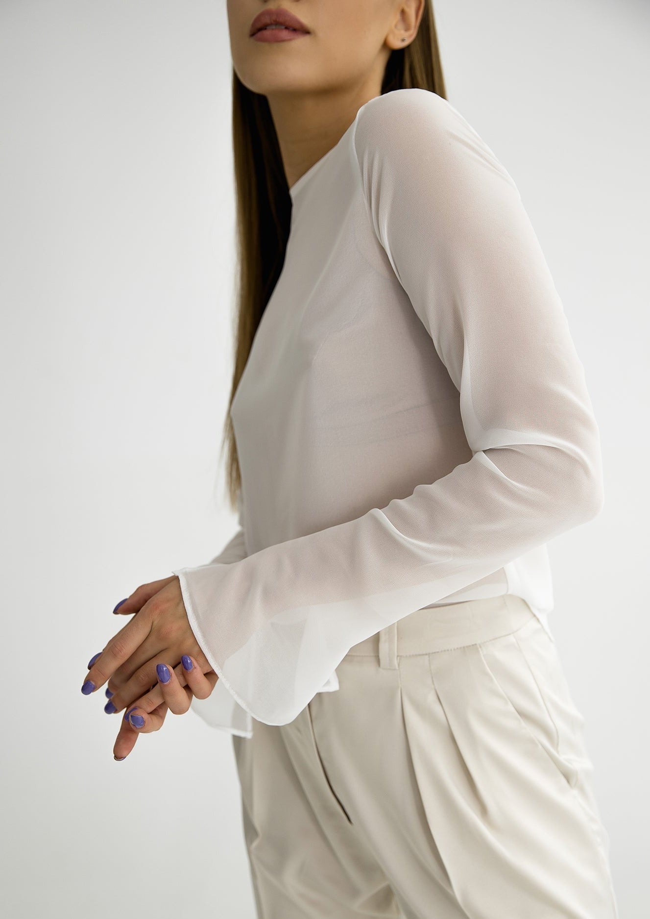 See-thru top in white