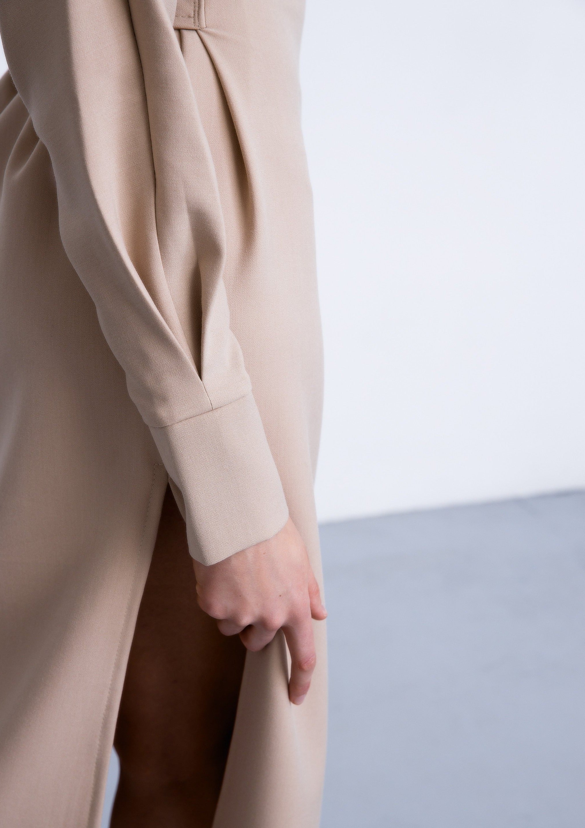 LONG DRESS IN BEIGE