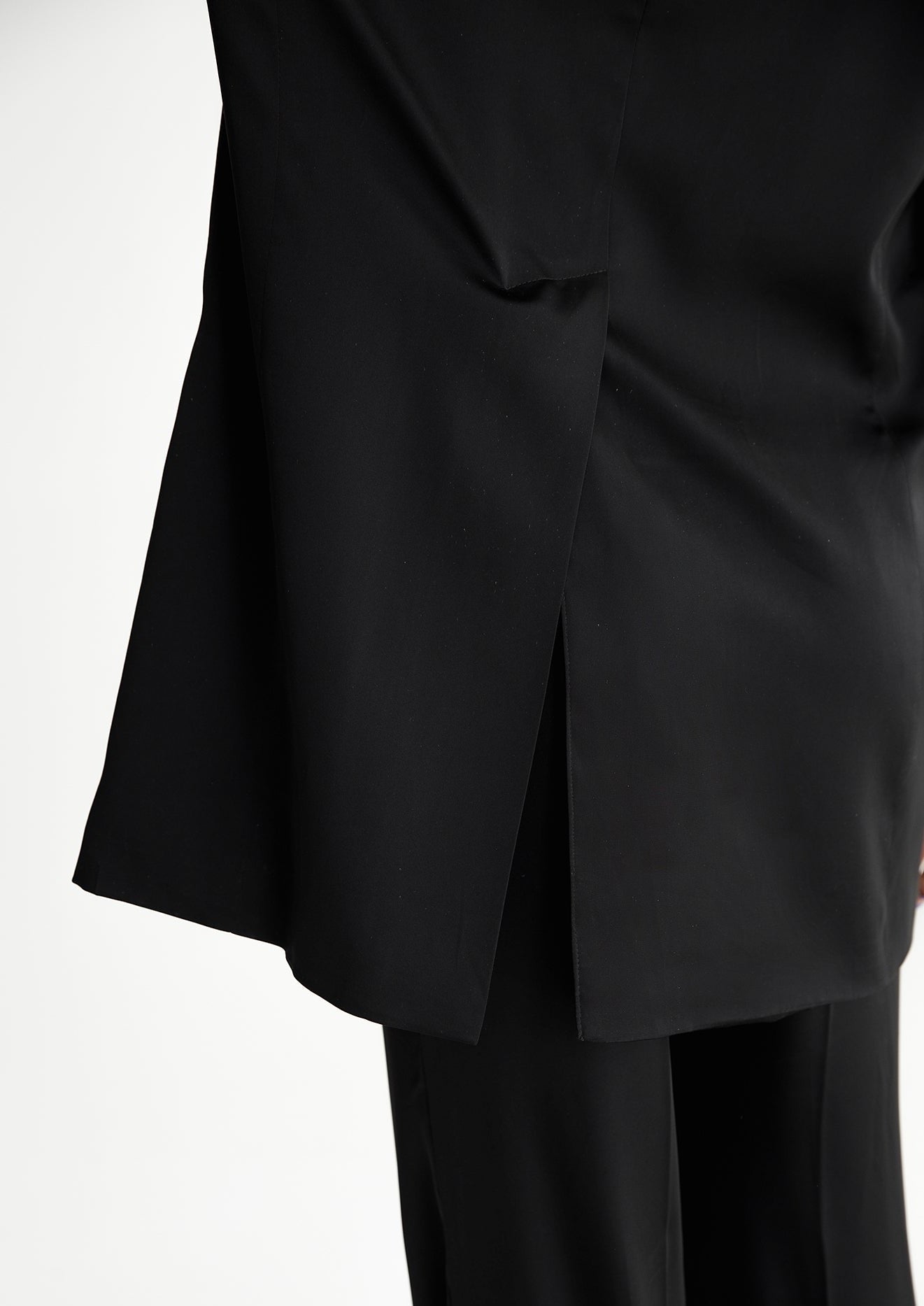 Satin blazer in black