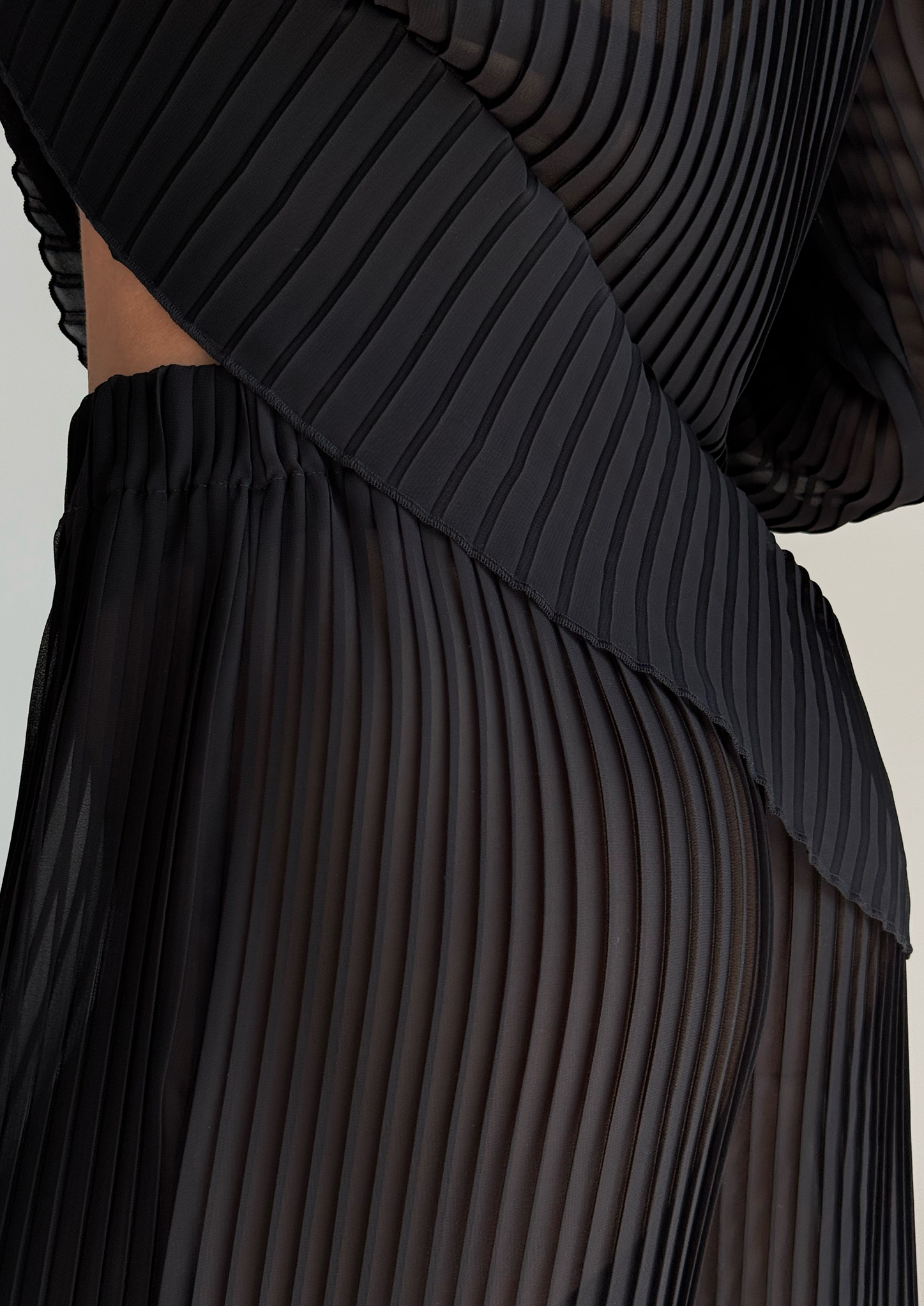 permatomos kelnes, plisuotos, pleated trousers, pleated top, ranku darbo, rubai, drabuziai, clothing, fashion, trousers, top