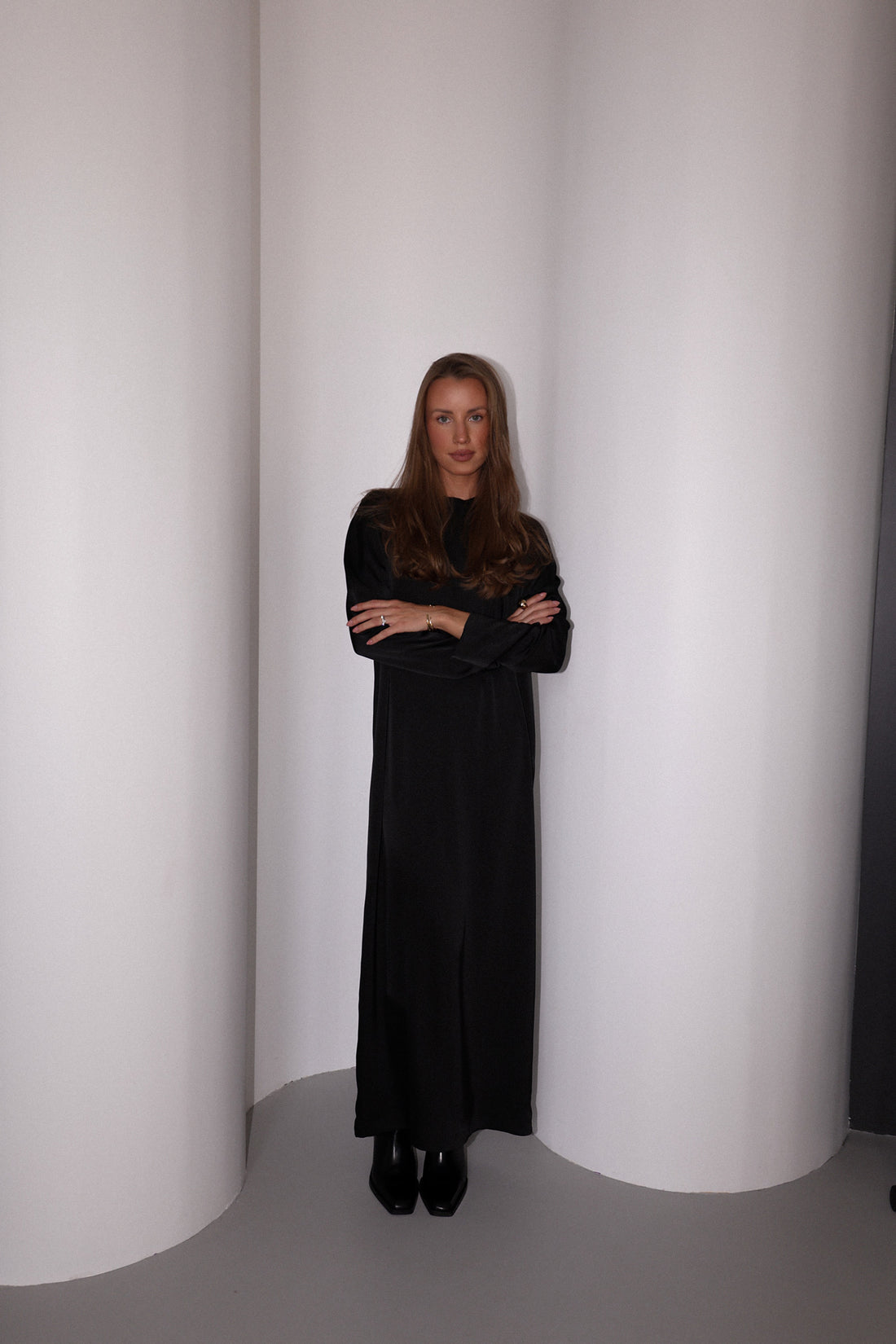 Lilia dress in black