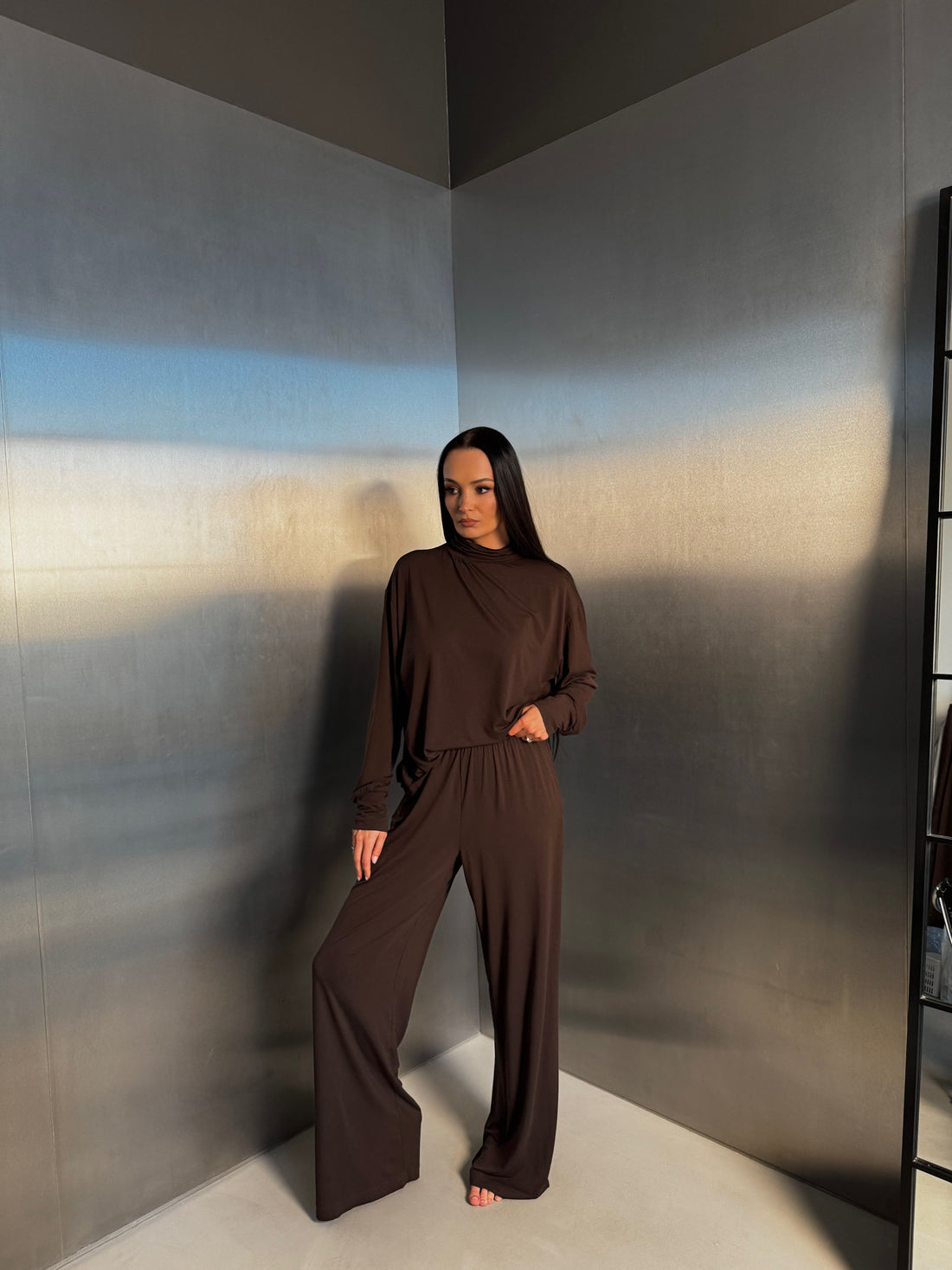 Wool soft lounge set in dark roast