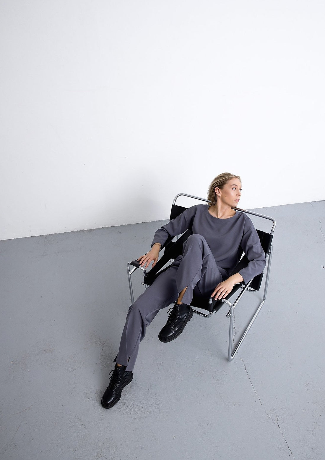 Wide trousers in greyish blue