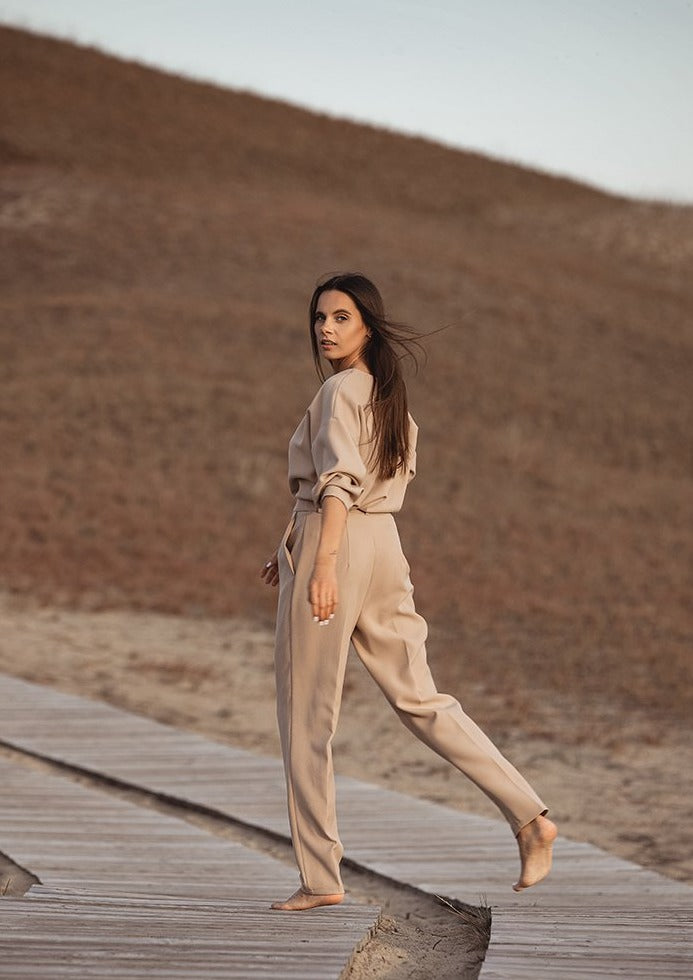 Two piece set in beige